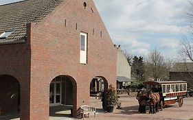 Hotel Herberg De Lindehoeve