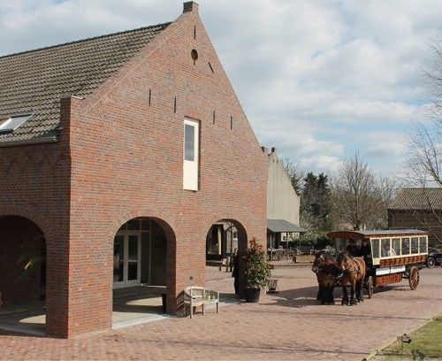 Hotel Herberg De Lindehoeve Grubbenvorst Exterior photo