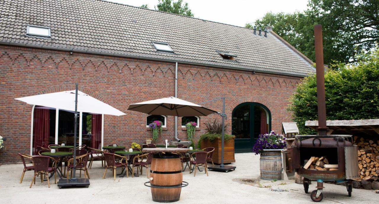 Hotel Herberg De Lindehoeve Grubbenvorst Exterior photo